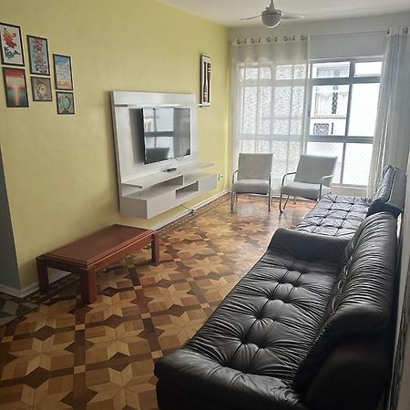Apto A 250M Da Praia Enseada 과루자 외부 사진